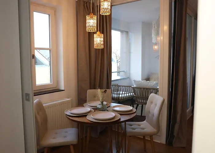 Апартаменты Quartier 8 Traumlage Zentrum
